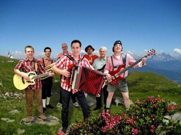 Palemiger Spatzen, feestband in het Nimma Festzelt